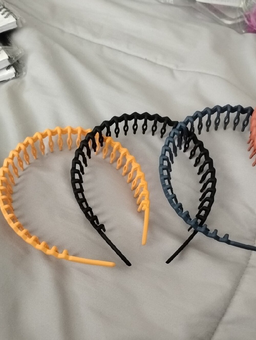 Headbands: Choice Of One - Picture 3 of 4